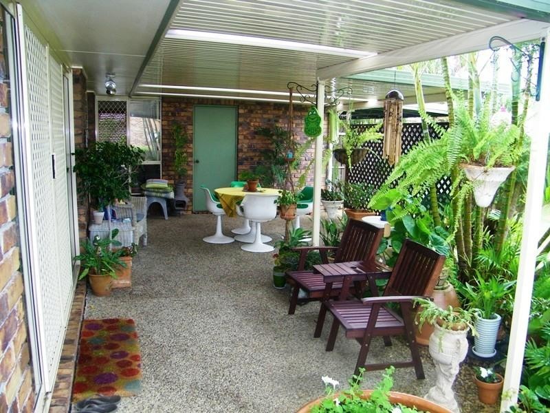 8 Mark Court, Raceview QLD 4305