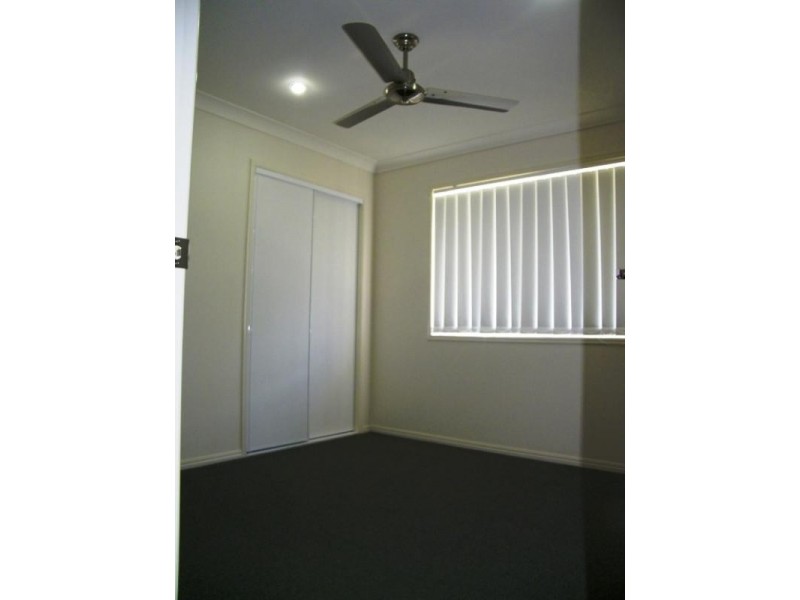 5 Highgrove Street, Raceview QLD 4305