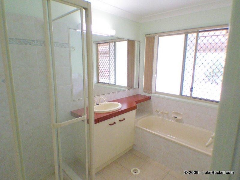 35 Elm Road, Walloon QLD 4306