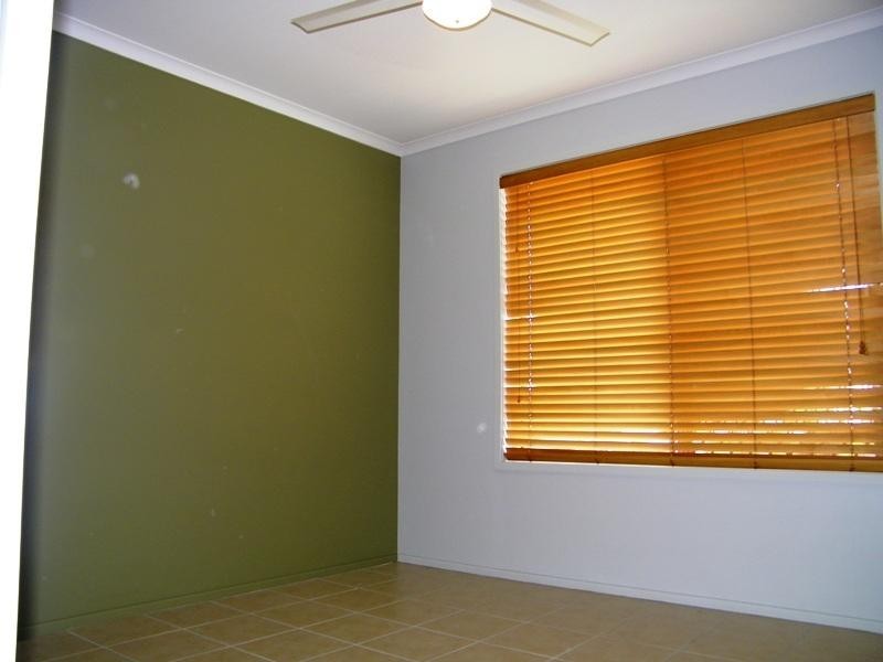 12/17 Gibbs Street, Churchill QLD 4305