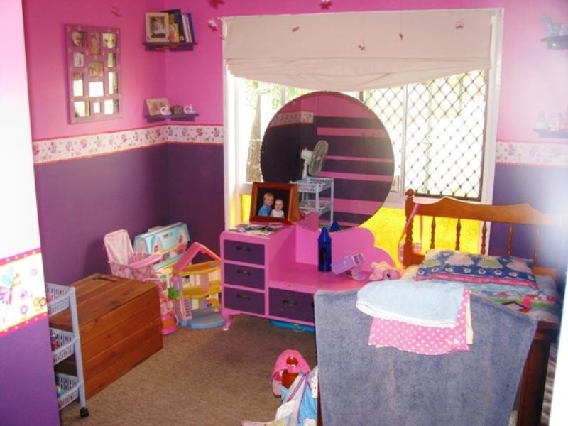 1 Douglas Street, Flinders View QLD 4305