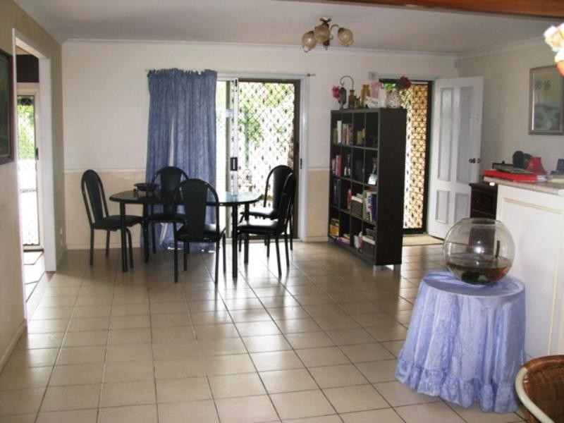 1 Douglas Street, Flinders View QLD 4305