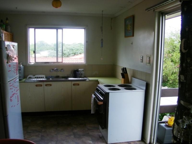 13 Helen Street, North Booval QLD 4304