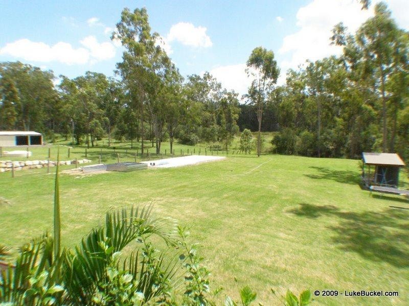 32 Leesmore Court, Deebing Heights QLD 4306
