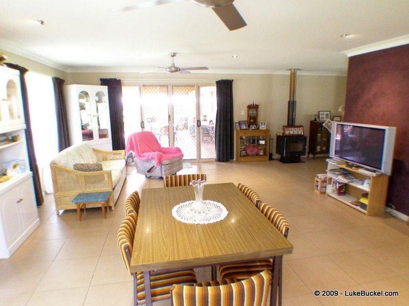 32 Leesmore Court, Deebing Heights QLD 4306