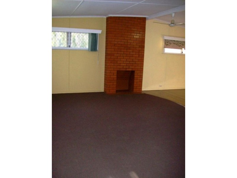 40 Raceview Street, Raceview QLD 4305