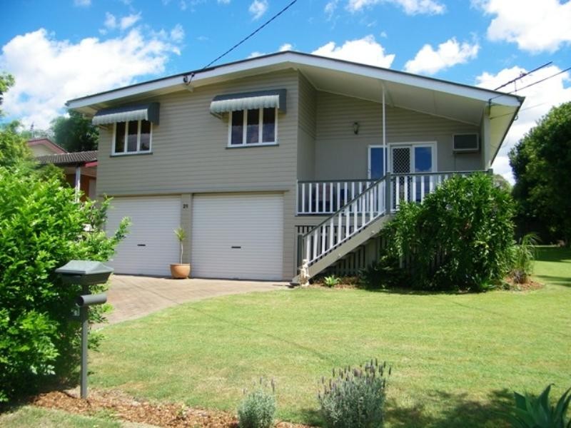 21 Raceview Street, Eastern Heights QLD 4305