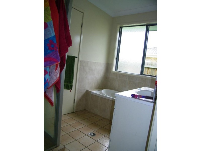 202 Thornton Street, Raceview QLD 4305