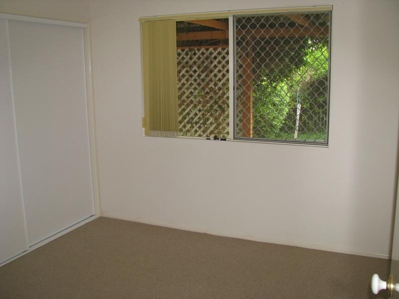 5 Dewhurst Crescent, Raceview QLD 4305