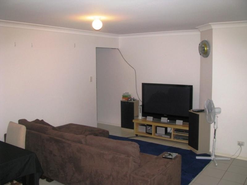 70 Anna Drive, Raceview QLD 4305