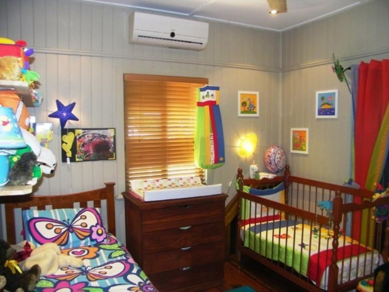 28 Thomas Street, Blackstone QLD 4304
