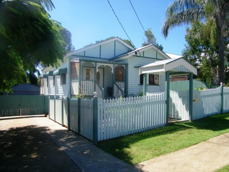 28 Thomas Street, Ipswich QLD 4305