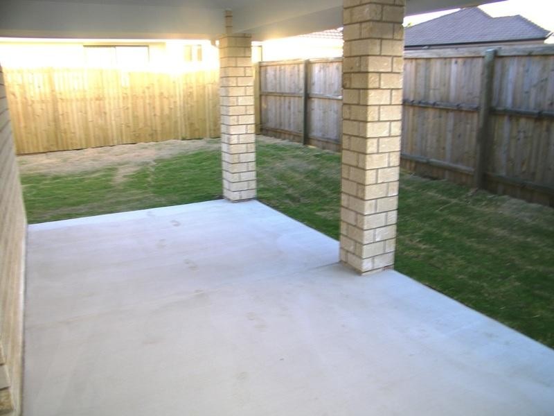 9 Waratah Court, Yamanto QLD 4305