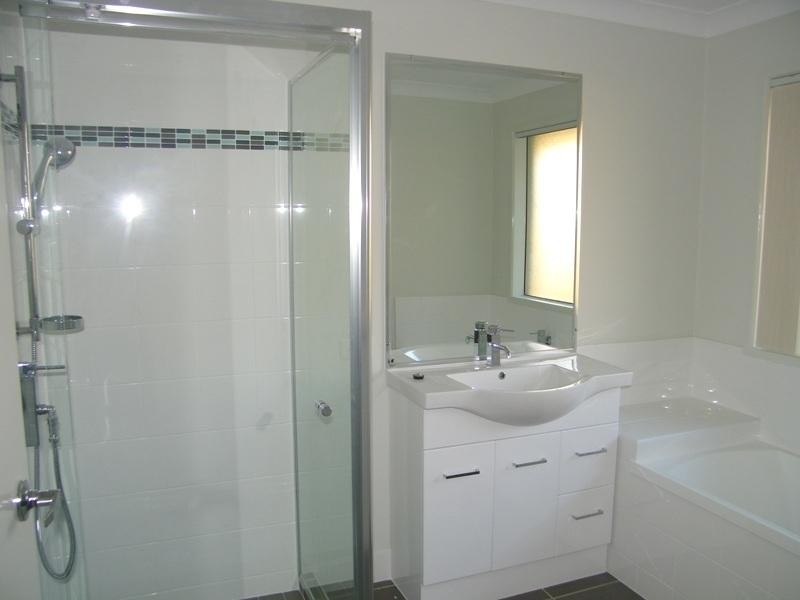 22 Waratah Court, Yamanto QLD 4305