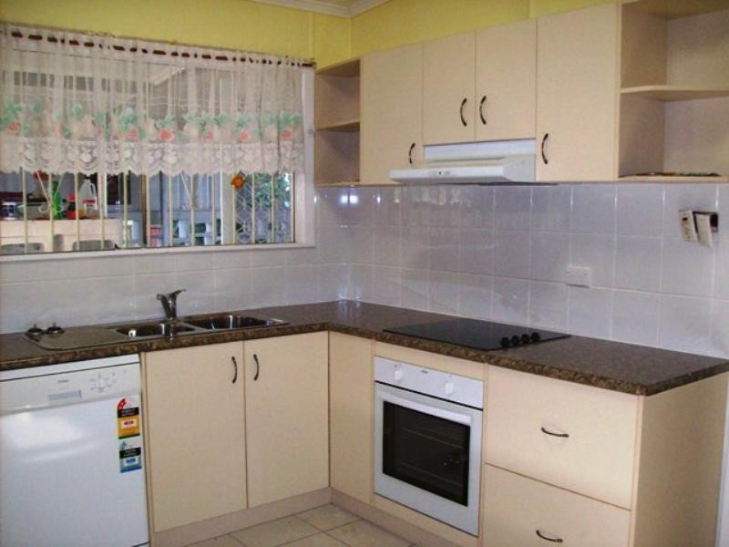 40 Raceview Street, Raceview QLD 4305