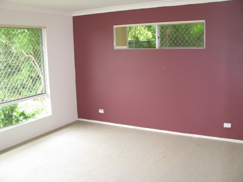 5 Dewhurst Crescent, Raceview QLD 4305