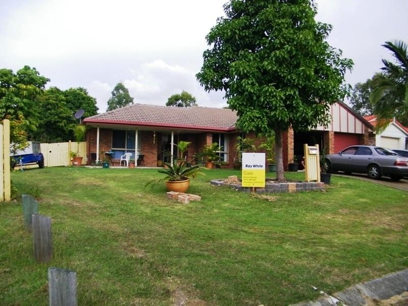 16 Kentia Court, Flinders View QLD 4305