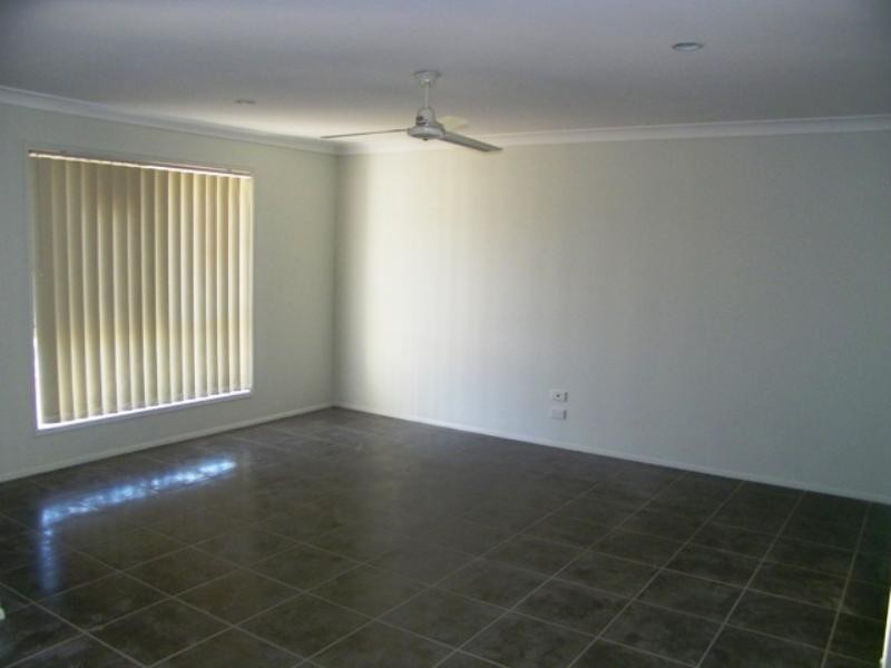 18 (Lot 9) Eric Drive, Blackstone QLD 4304