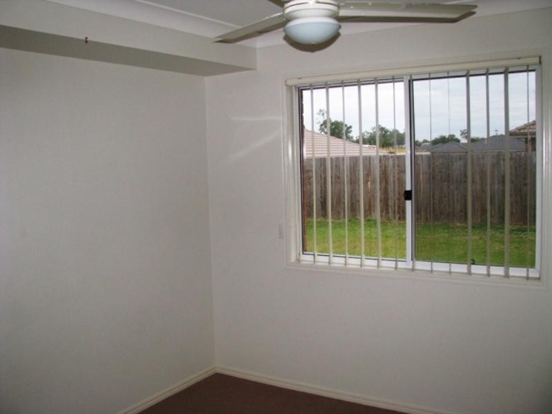 98 Anna Drive, Raceview QLD 4305
