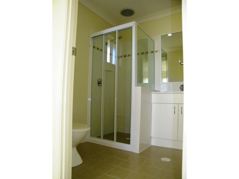 60 Dornoch Crescent, Raceview QLD 4305