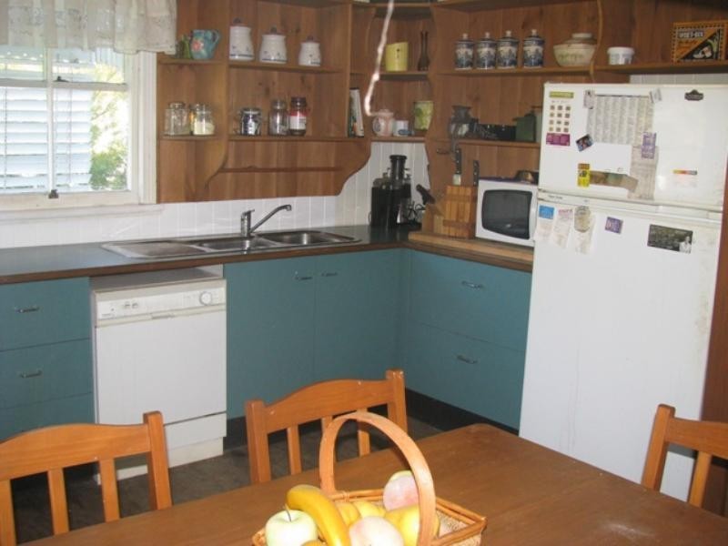 7 Spring Street, East Ipswich QLD 4305