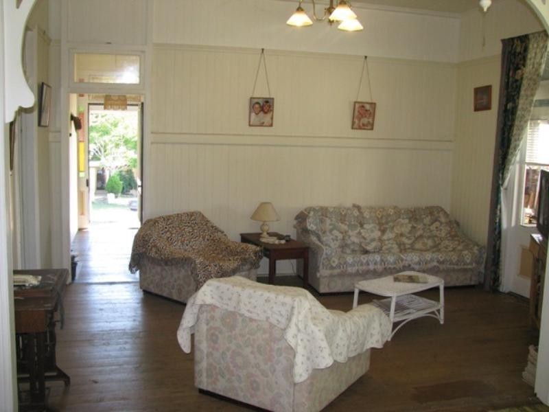 7 Spring Street, East Ipswich QLD 4305