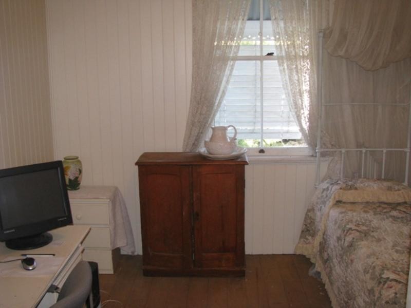 7 Spring Street, East Ipswich QLD 4305