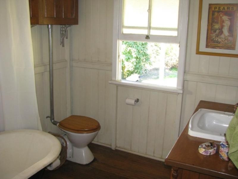 7 Spring Street, East Ipswich QLD 4305