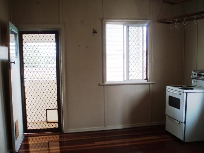 145 Whitehill Road, Eastern Heights QLD 4305