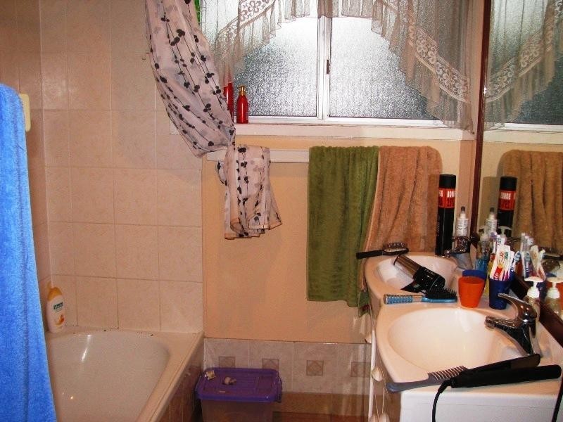 6 Michele Street, Gailes QLD 4300