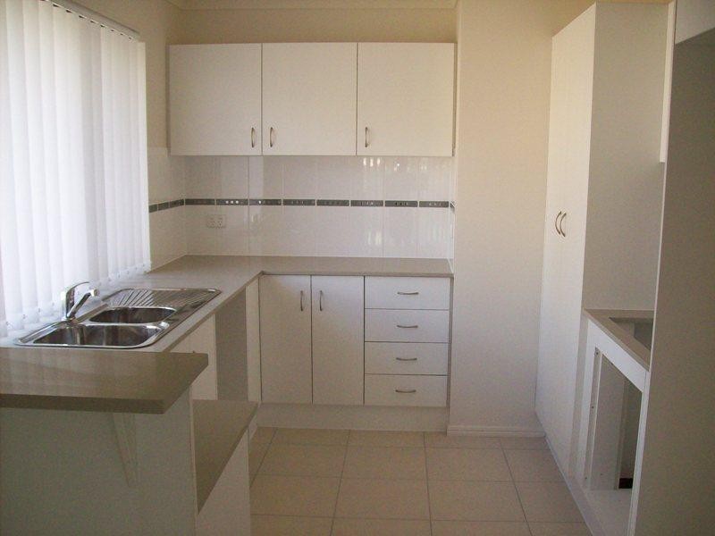 7 Jene Close, Flinders View QLD 4305