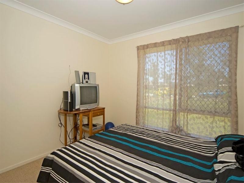 20 Ivory Close, Peak Crossing QLD 4306