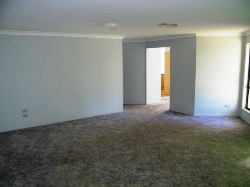 13-15 Wellington Rise, Willowbank QLD 4306
