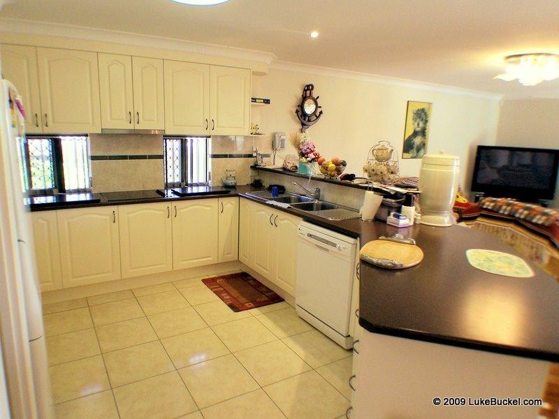Raceview QLD 4305