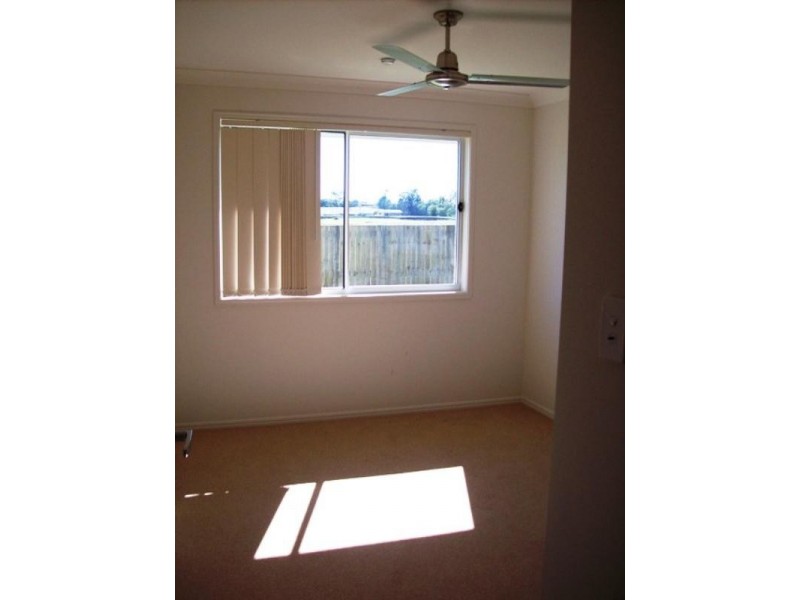 10 Windemere Street, Raceview QLD 4305