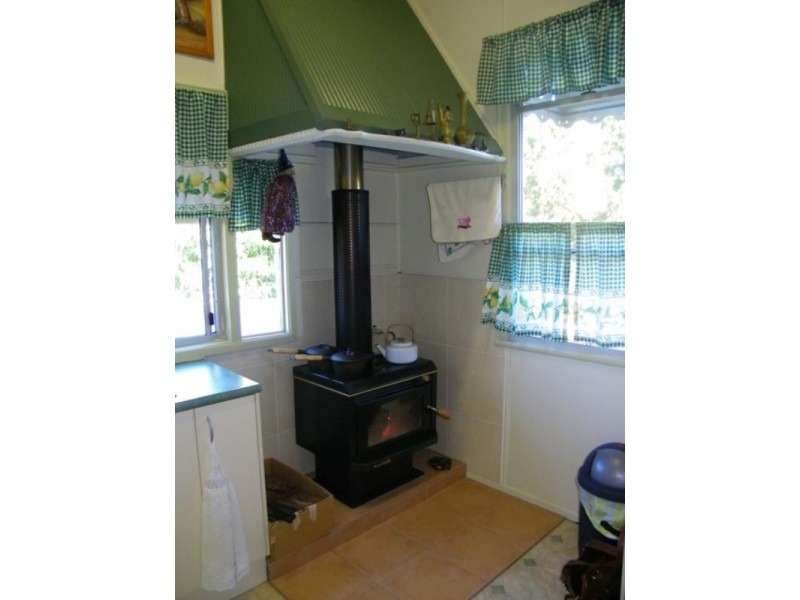 37 McGregor Street, Harrisville QLD 4307