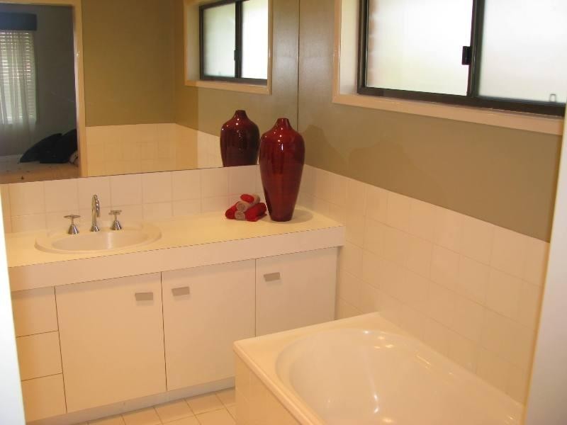 3 Blenheim Crescent, Yamanto QLD 4305