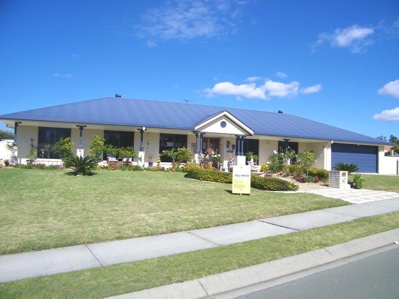 38 Lakeview Drive, Deebing Heights QLD 4306