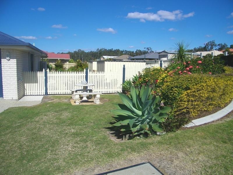 38 Lakeview Drive, Deebing Heights QLD 4306