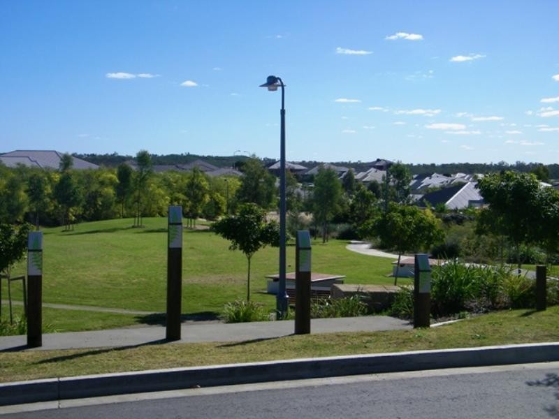 72 Harold Reinhardt Street, Redbank Plains QLD 4301
