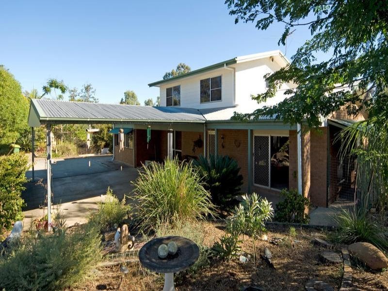 28-30 Hall Street, Yamanto QLD 4305