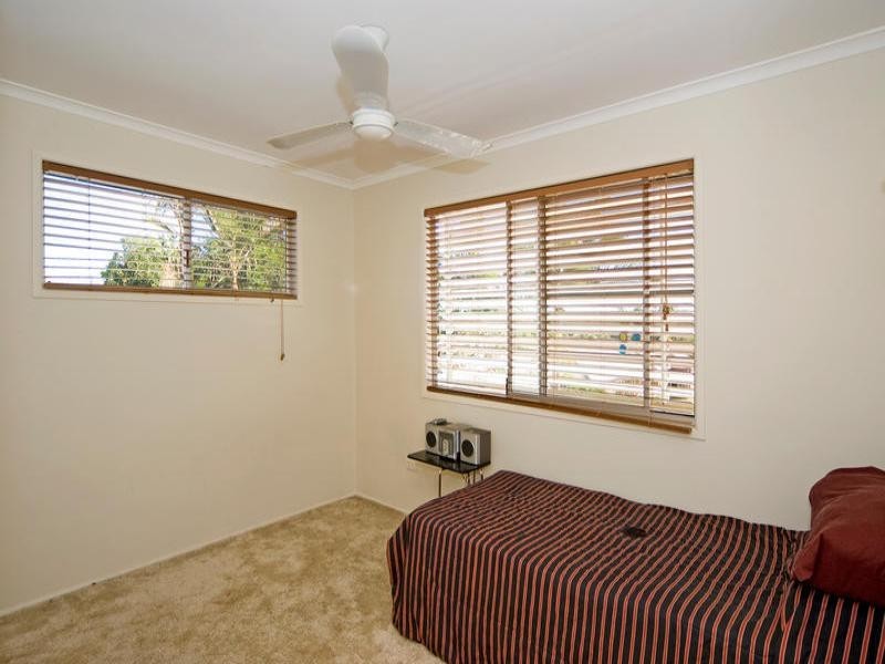 28-30 Hall Street, Yamanto QLD 4305
