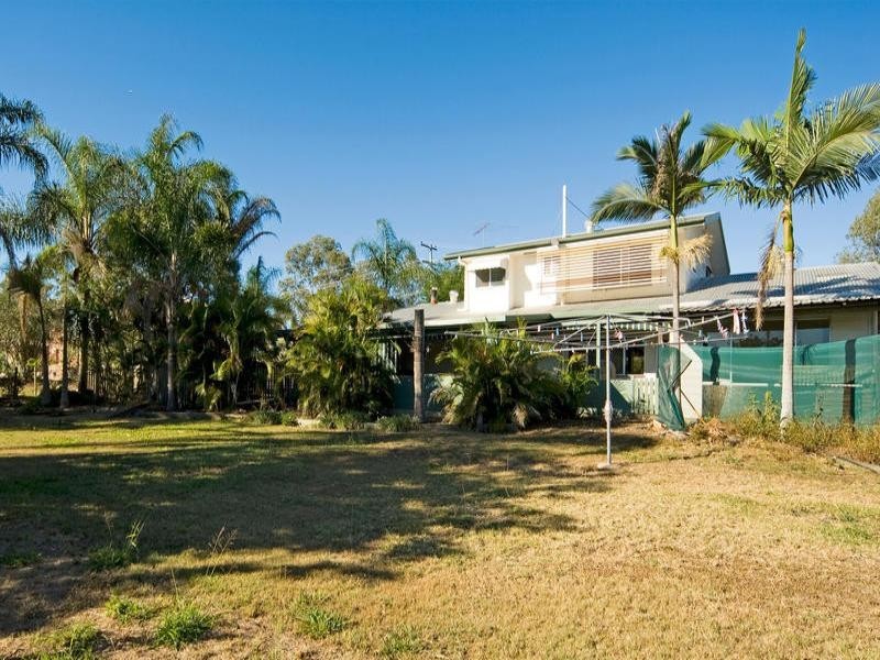 28-30 Hall Street, Yamanto QLD 4305