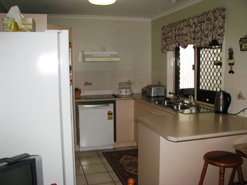 145 Edwards Street, Flinders View QLD 4305