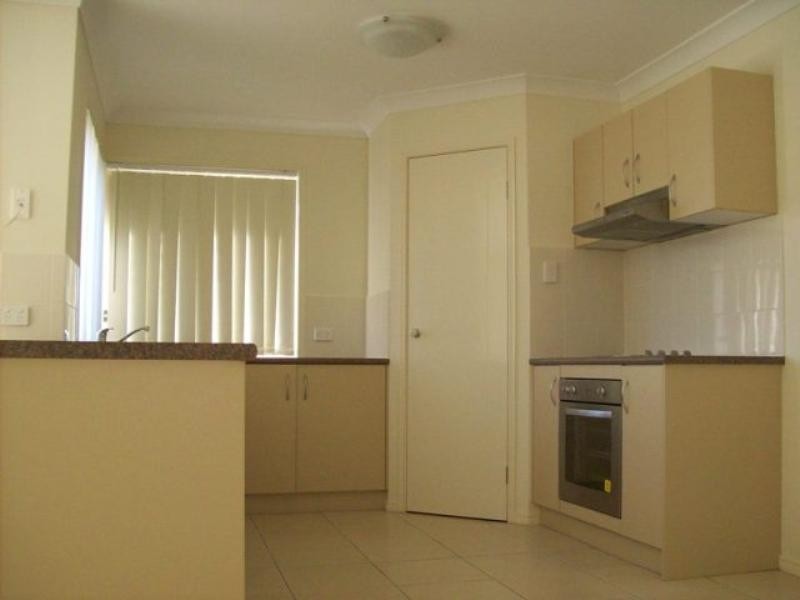 2 Josh Court, Flinders View QLD 4305