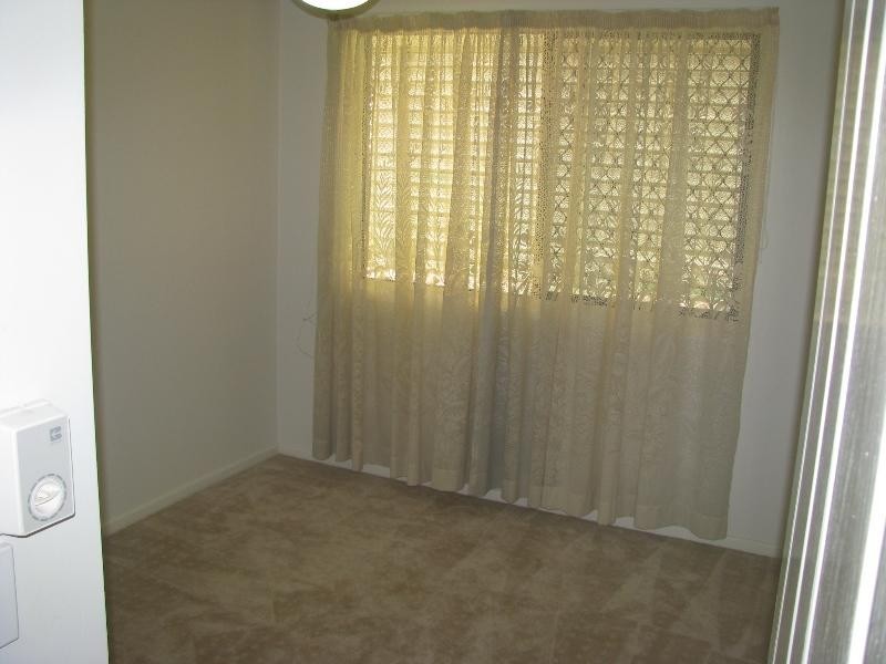 23 Pine Street, Flinders View QLD 4305