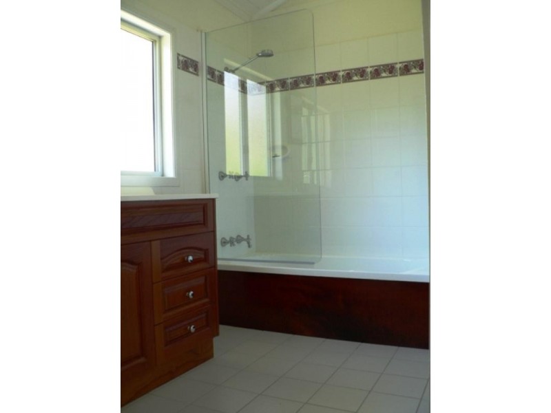 27 Ipswich Street, Warrill View QLD 4307