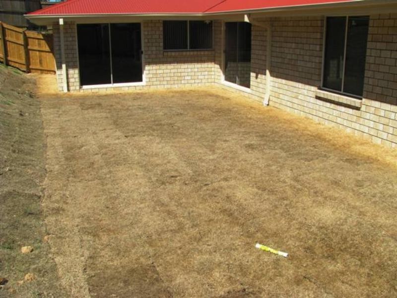 114 High Street, Blackstone QLD 4304