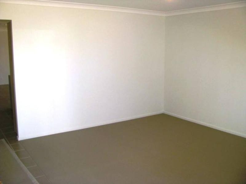 25 Eric Drive, Blackstone QLD 4304