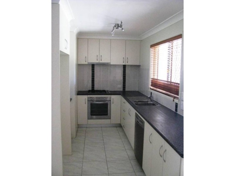 220 Wildey Street, Flinders View QLD 4305